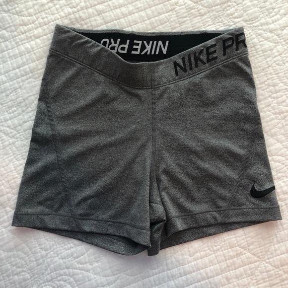 Nike Pants - Nike Women’s Pro 3 Compression Shorts